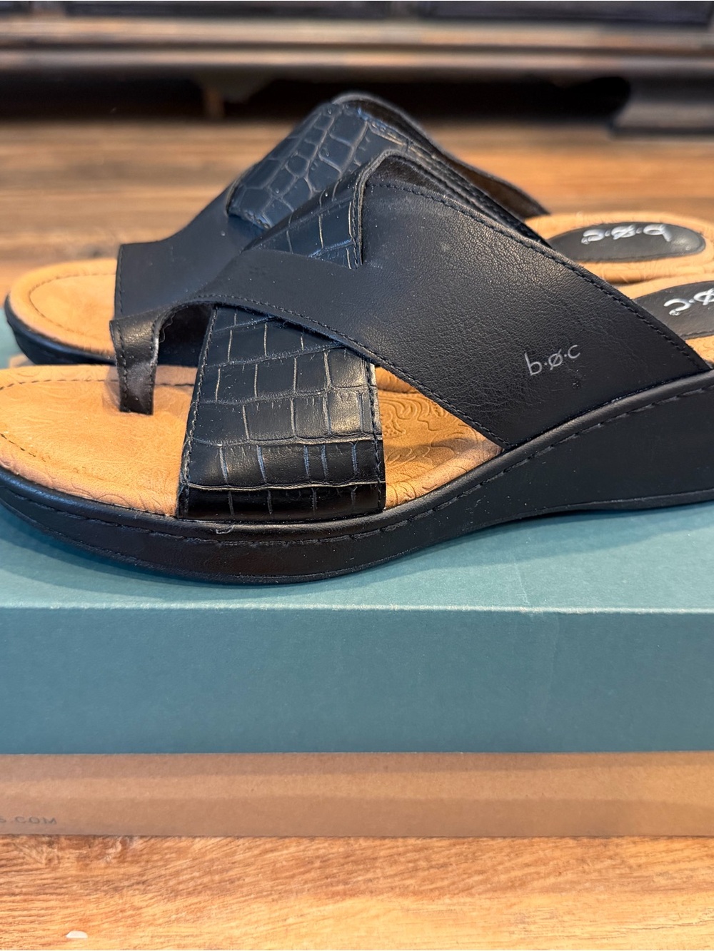 b.o.c Black Croc-Texture Slide Sandals